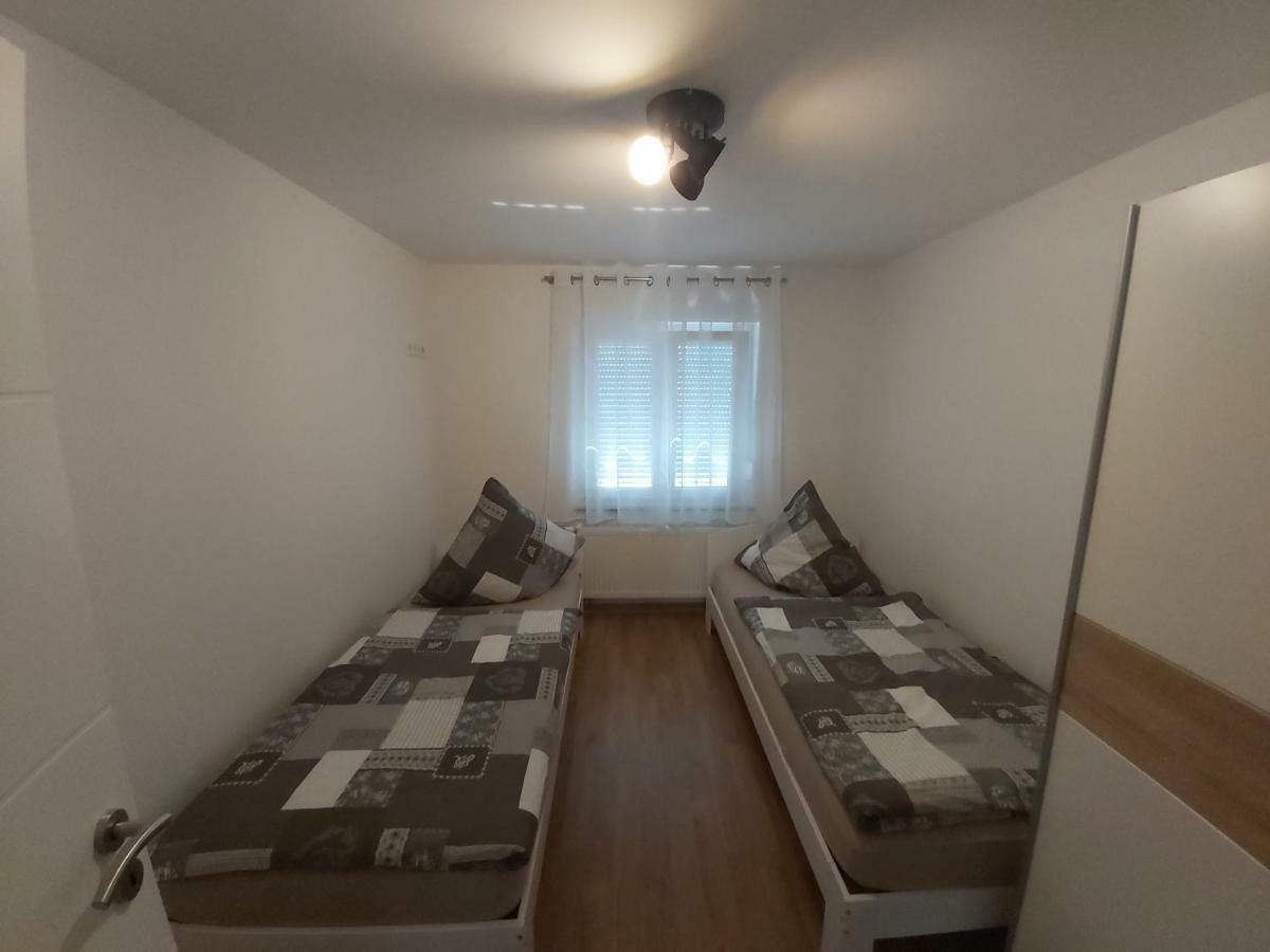 Apartment Claudia Σίνσχαϊμ Εξωτερικό φωτογραφία