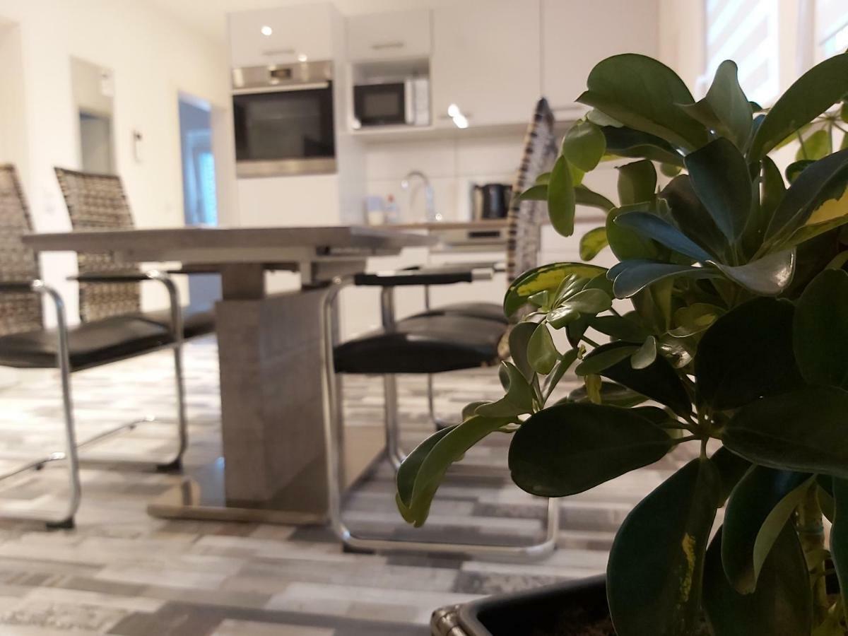 Apartment Claudia Σίνσχαϊμ Εξωτερικό φωτογραφία